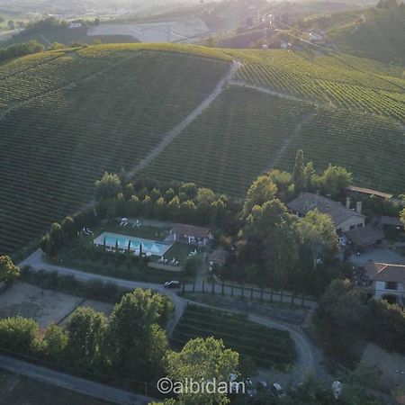 Agriturismo Relais "Il Bricco" Nizza Monferrato Exterior foto