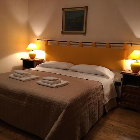Agriturismo Relais "Il Bricco" Nizza Monferrato Exterior foto