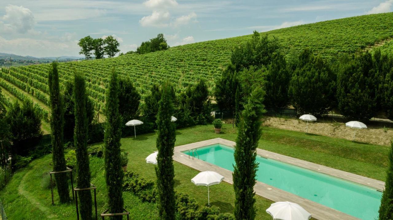 Agriturismo Relais "Il Bricco" Nizza Monferrato Exterior foto