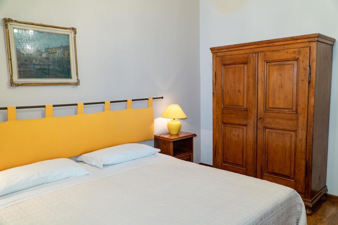Agriturismo Relais "Il Bricco" Nizza Monferrato Exterior foto