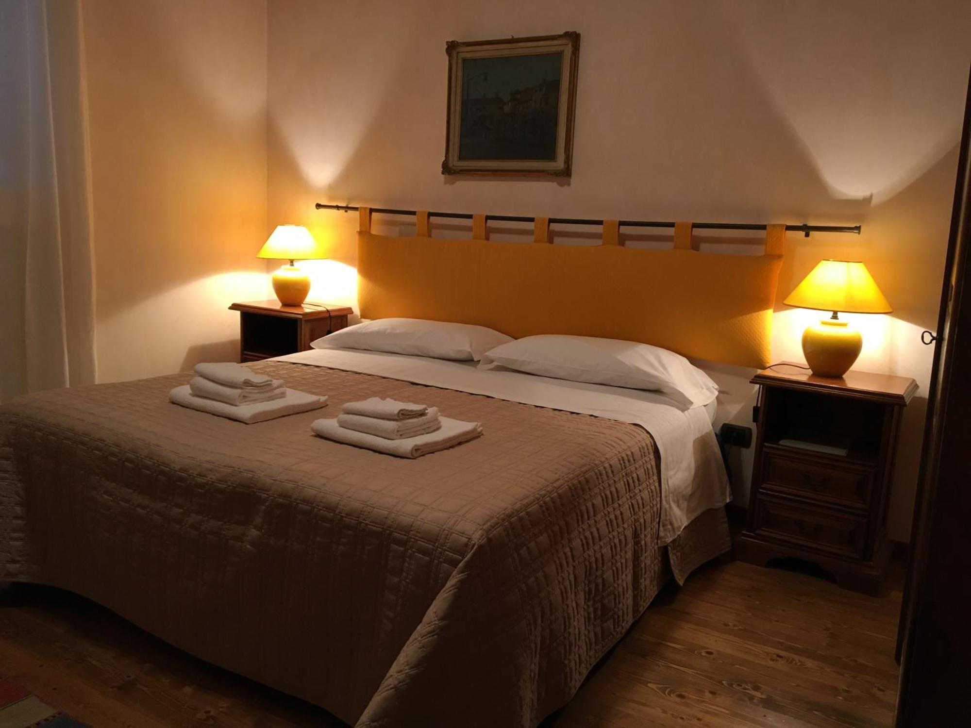 Agriturismo Relais "Il Bricco" Nizza Monferrato Exterior foto