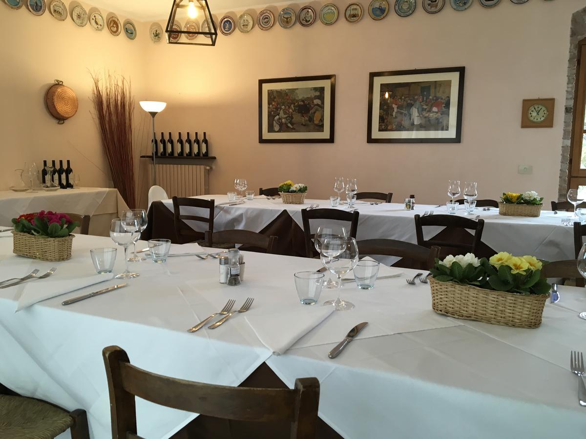 Agriturismo Relais "Il Bricco" Nizza Monferrato Exterior foto
