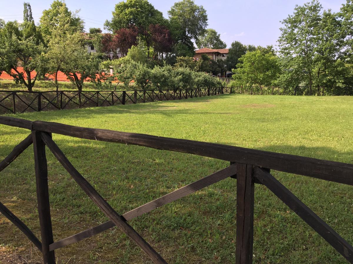 Agriturismo Relais "Il Bricco" Nizza Monferrato Exterior foto
