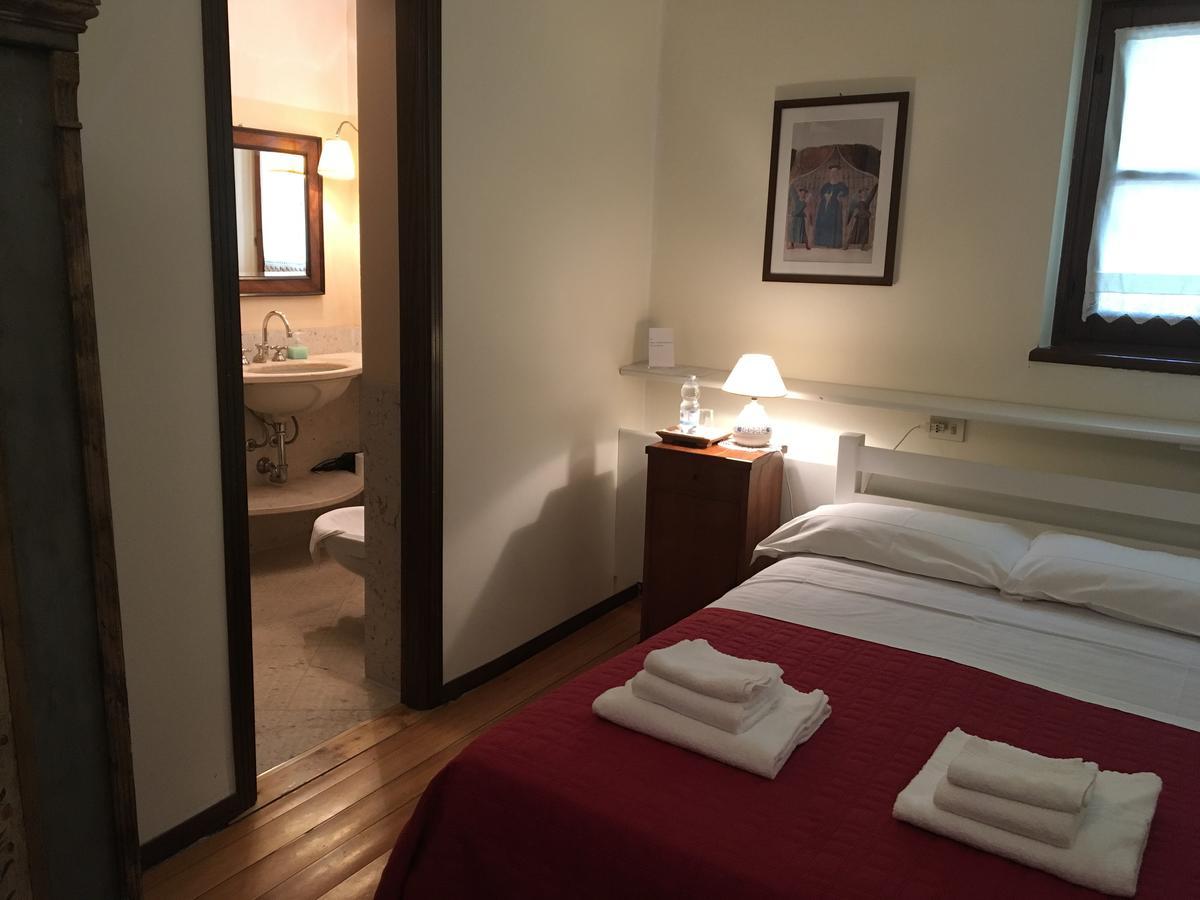 Agriturismo Relais "Il Bricco" Nizza Monferrato Exterior foto